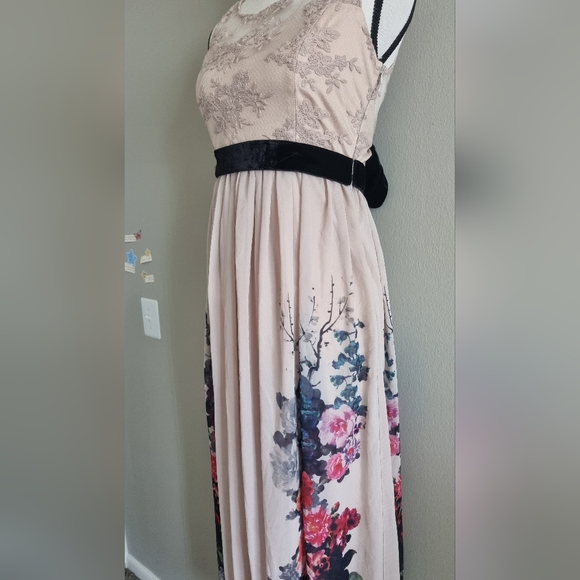 Bridgerton feel Elegant lace detail chiffon dress - Picture 2 of 3